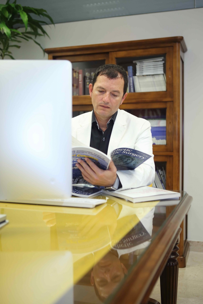 jaime cirujano aumento de mama