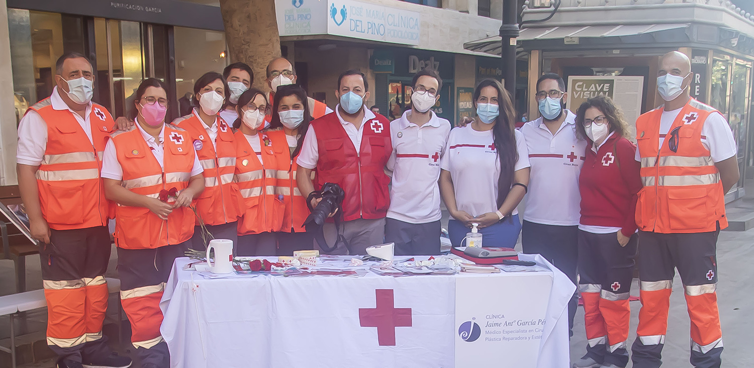 Dia de la Banderita 2021 Cruz Roja - Apadrinamiento mesa - Clinica Jaime Garcia